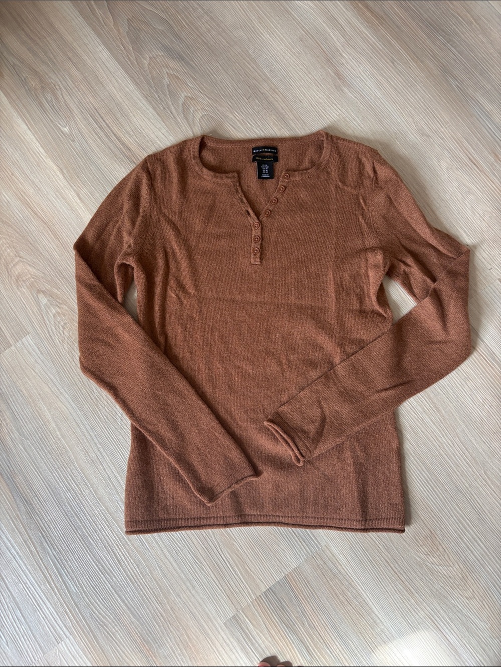 100% cashmere Mercer & Madison sweater - size medium